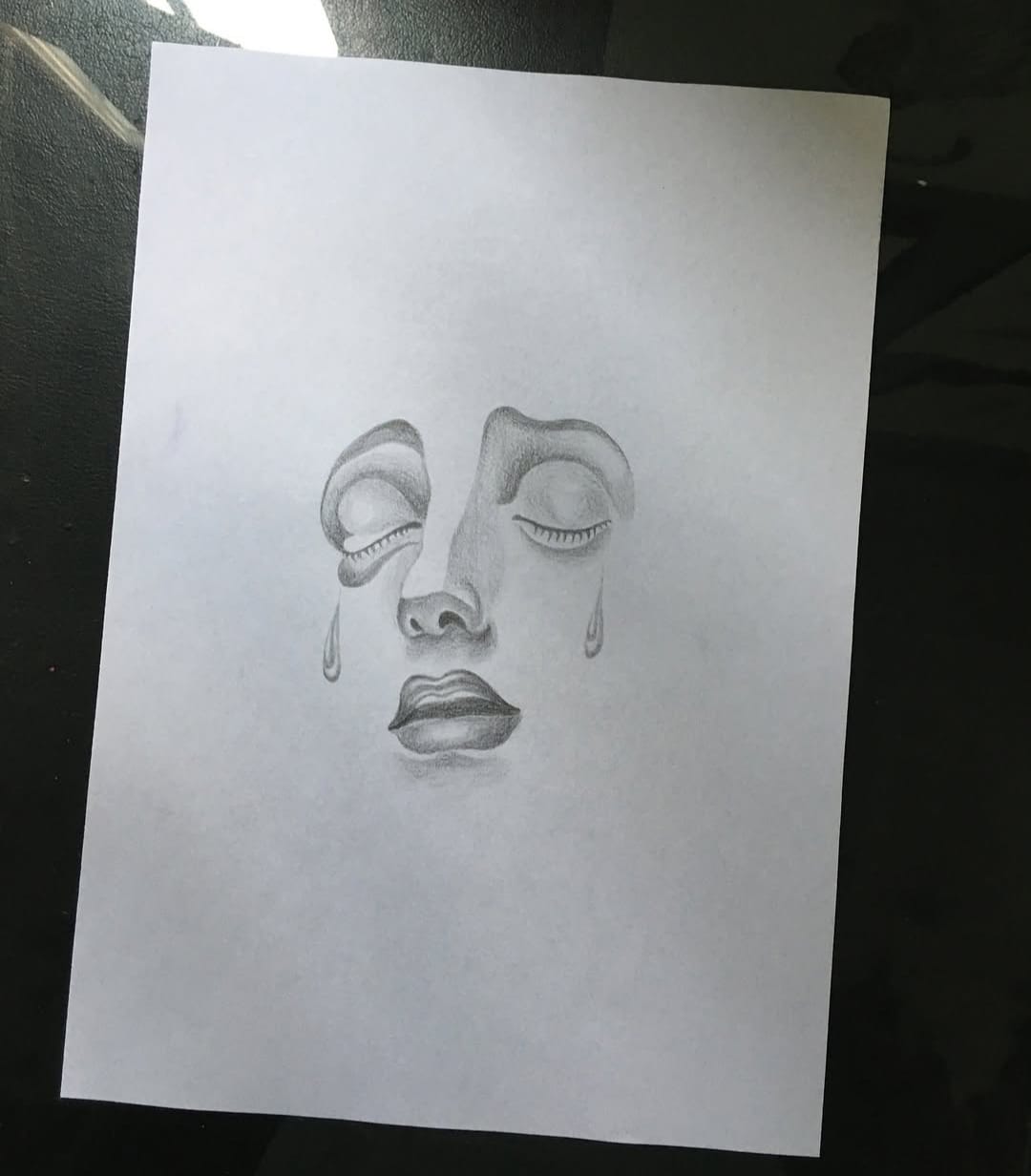 mujer llora